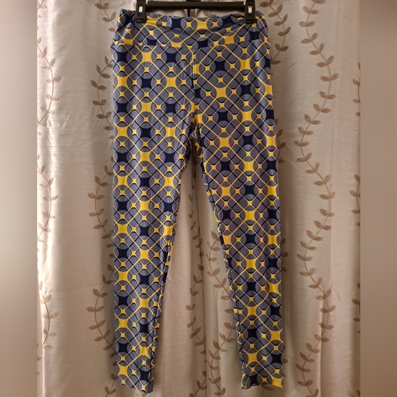 LuLaRoe TC Leggings - Picture 1 of 2